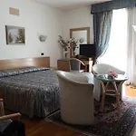 Отель Hotel Spresiano Spresiano