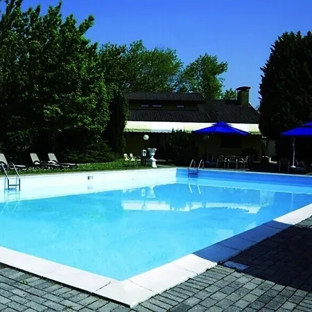 Hotel Spresiano فندق 4*