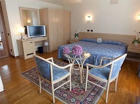Otel Hotel Spresiano 4*